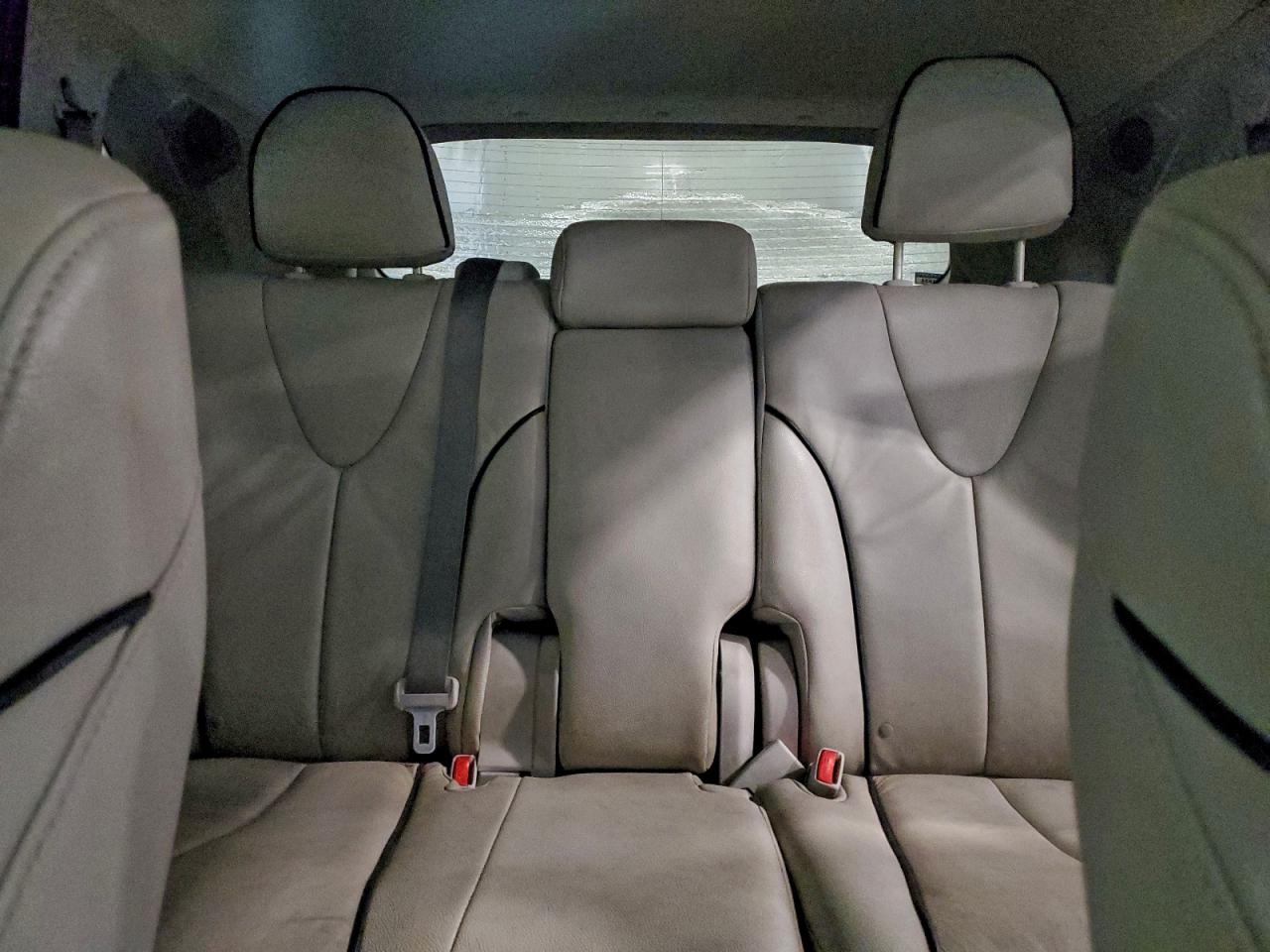 2009 TOYOTA VENZA photo 10