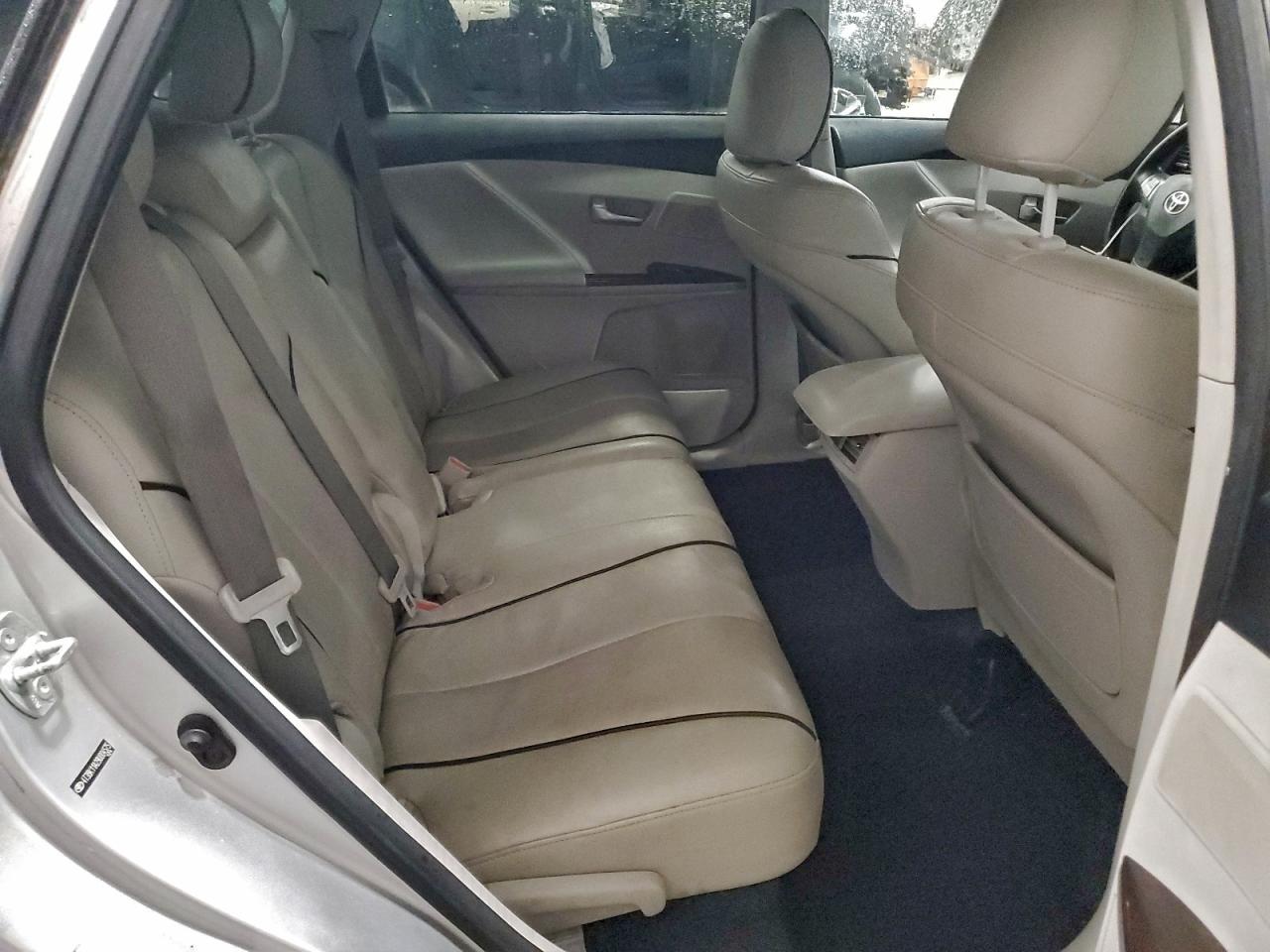 2009 TOYOTA VENZA photo 11
