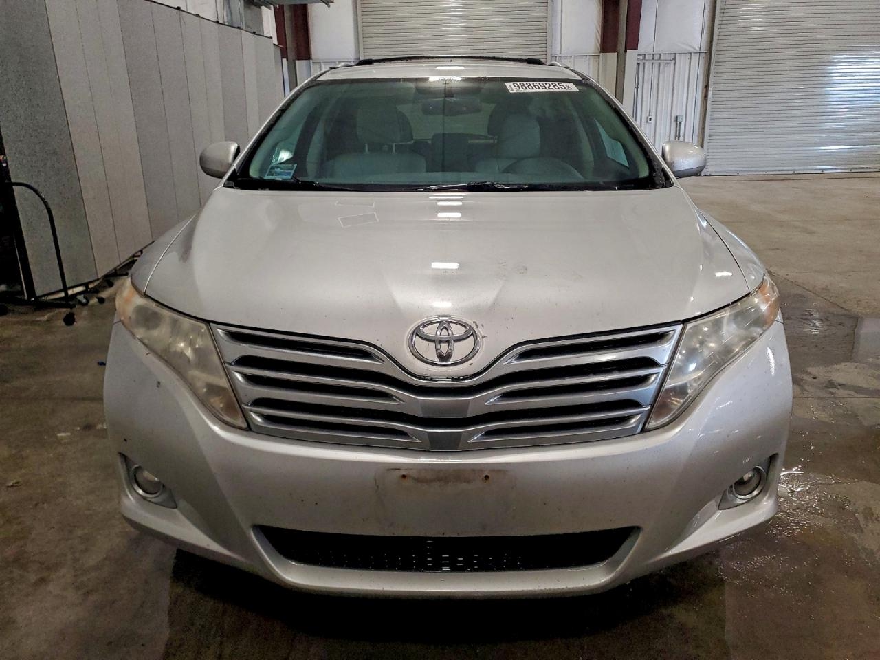 2009 TOYOTA VENZA photo 5