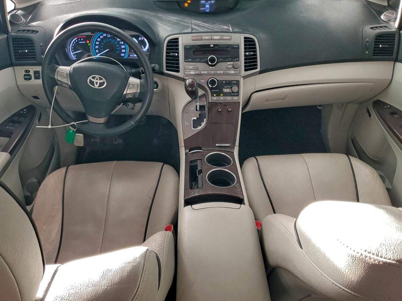 2009 TOYOTA VENZA photo 8