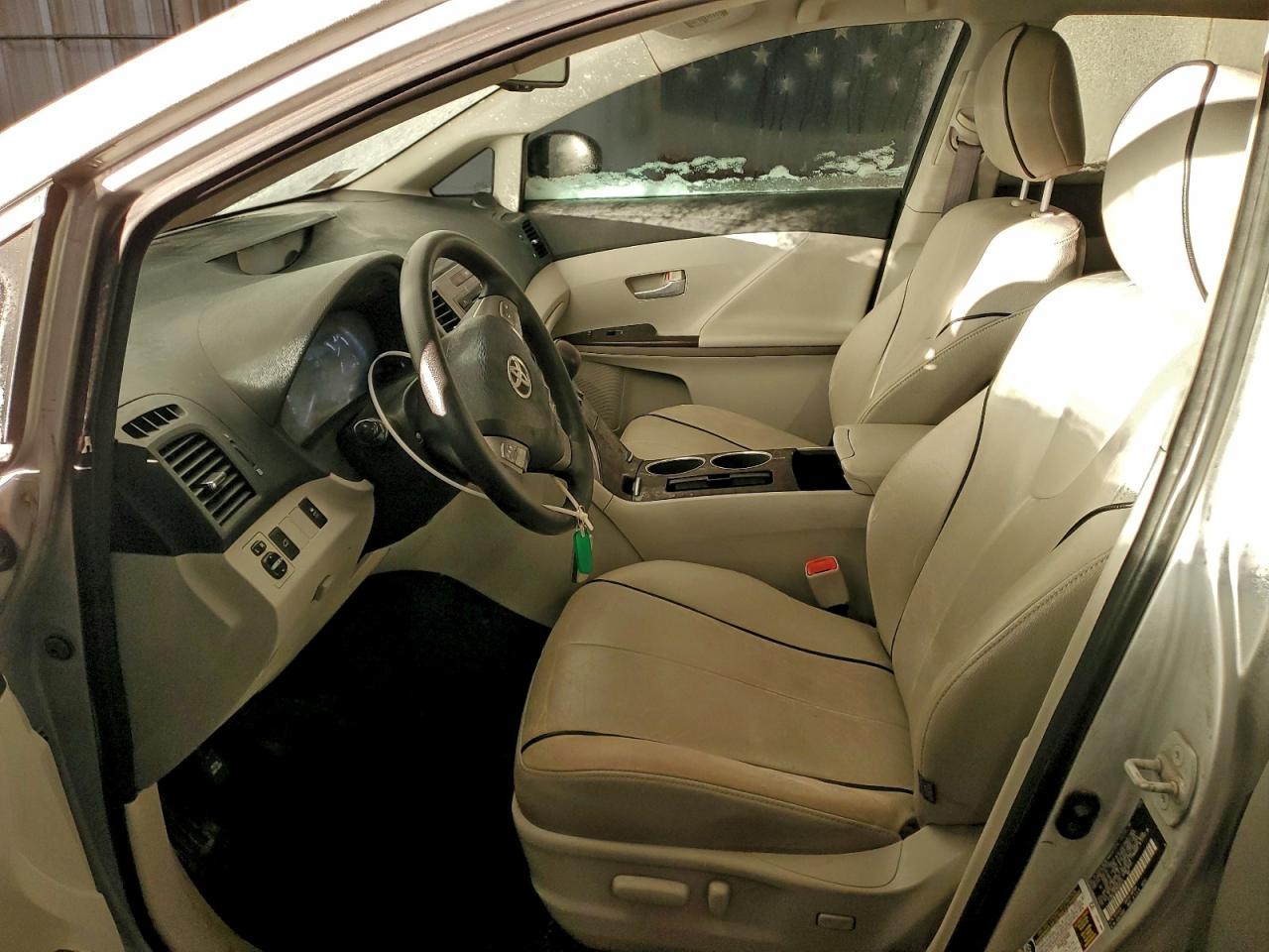 2009 TOYOTA VENZA photo 7