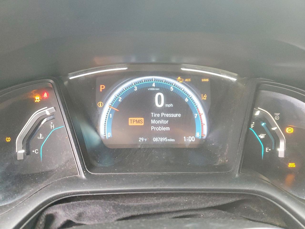 2020 HONDA CIVIC LX photo 9