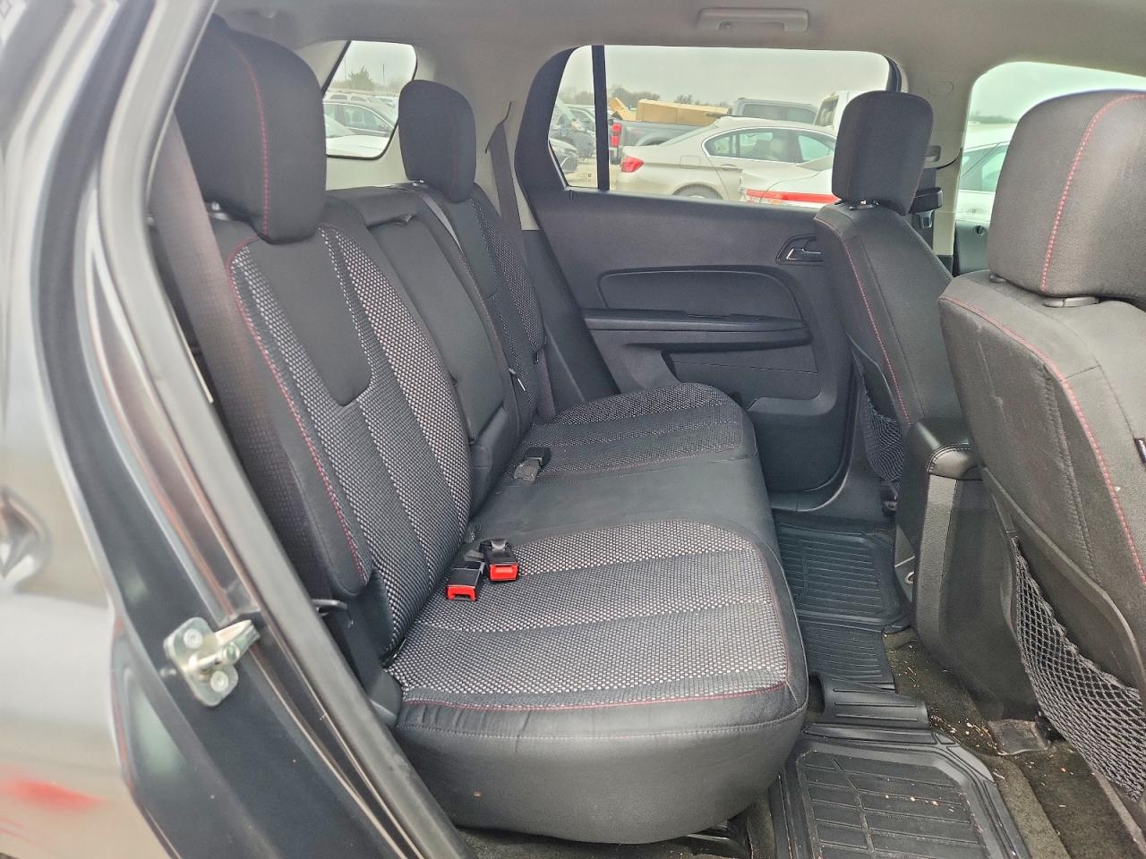 2017 GMC TERRAIN SLE photo 28