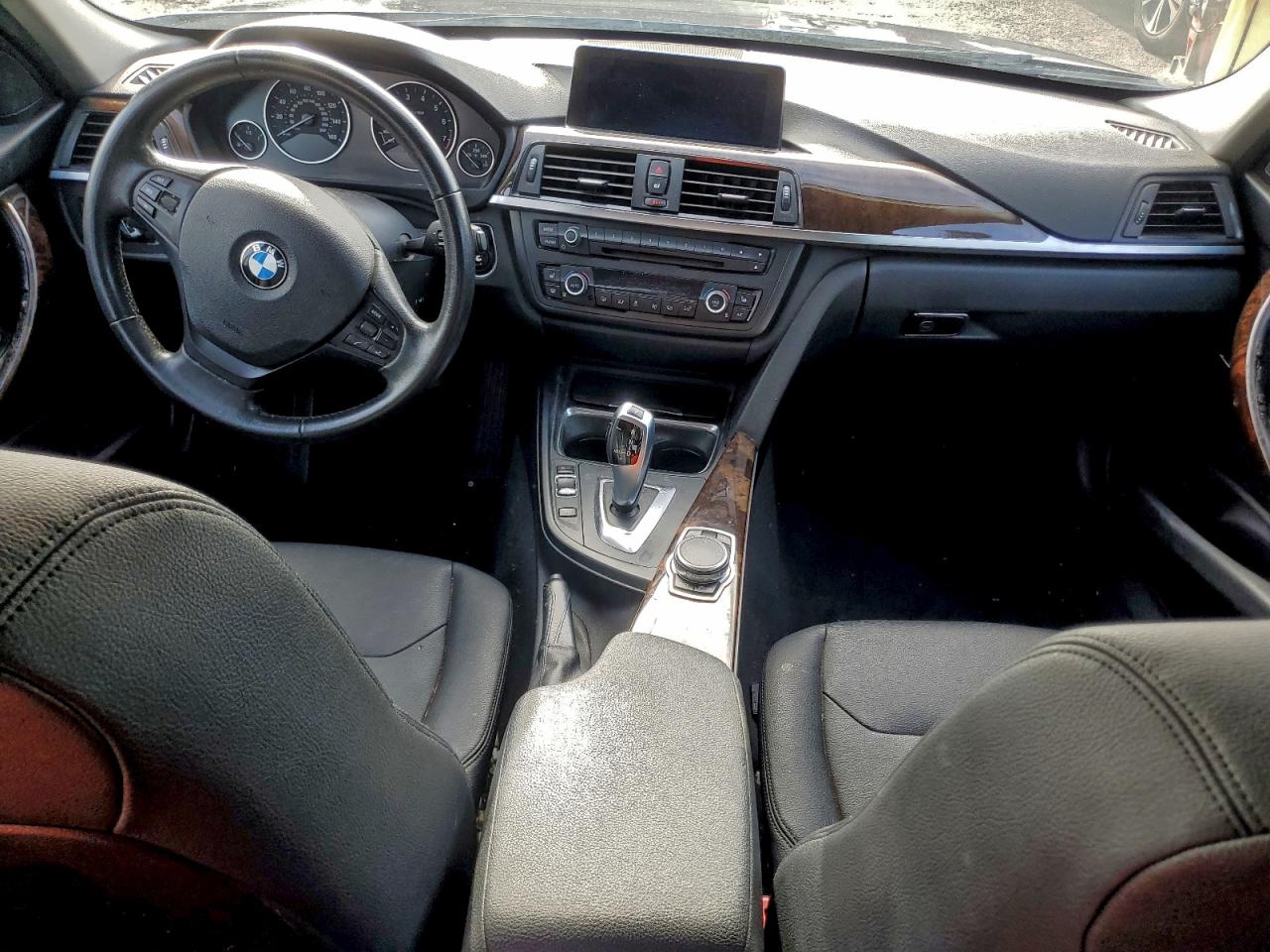 2015 BMW 320 I photo 8