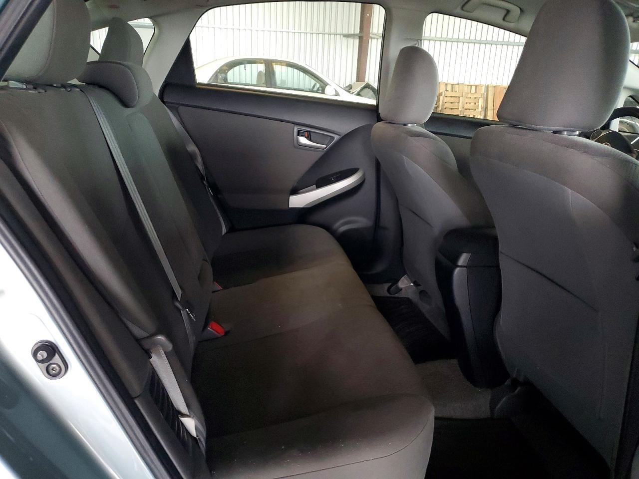 2012 TOYOTA PRIUS photo 10