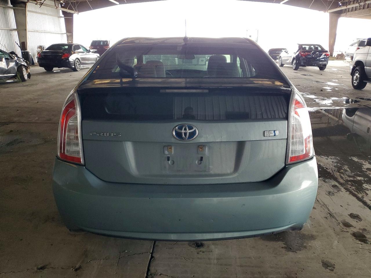 2012 TOYOTA PRIUS photo 6