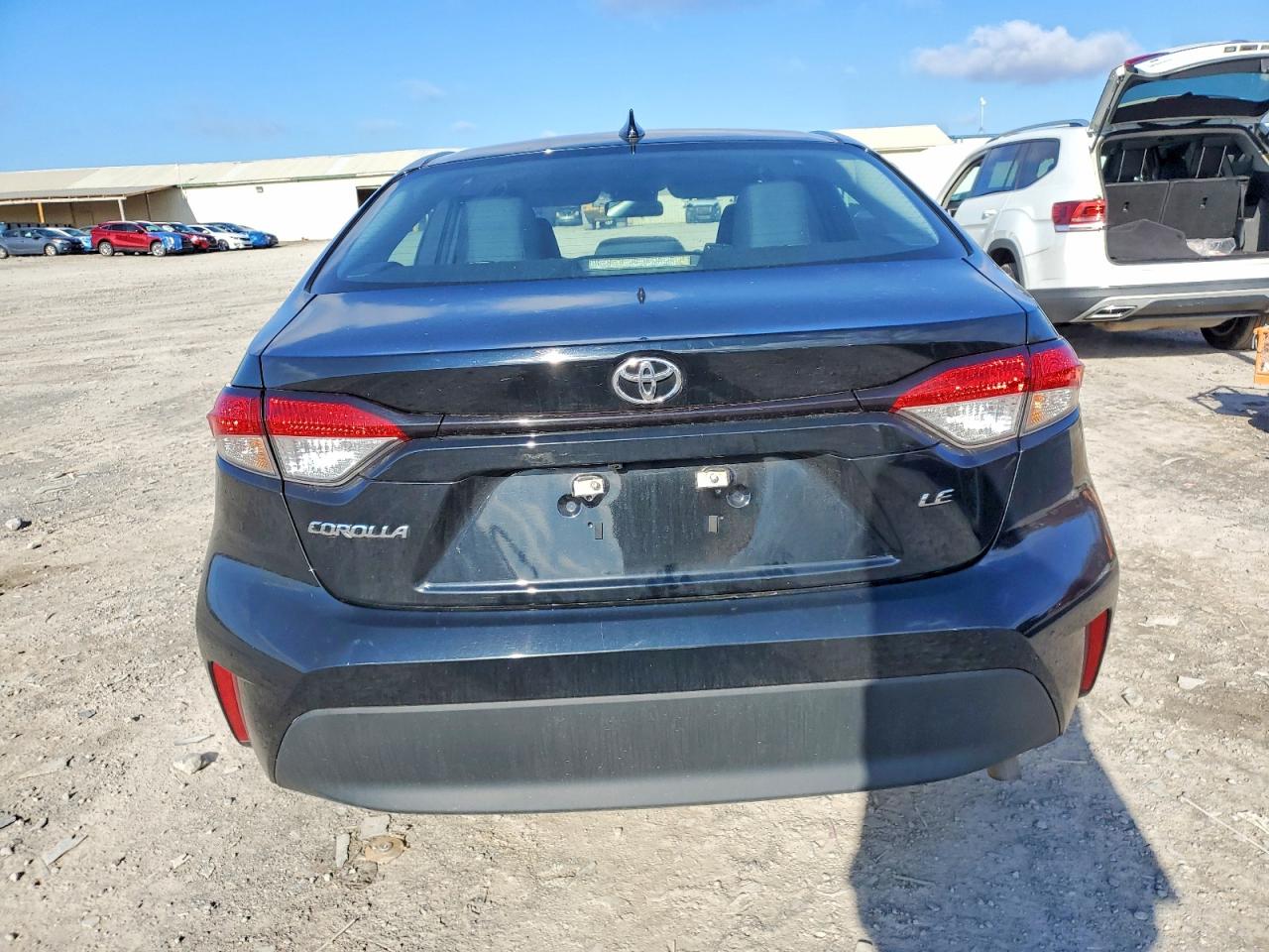 2023 TOYOTA COROLLA LE photo 11