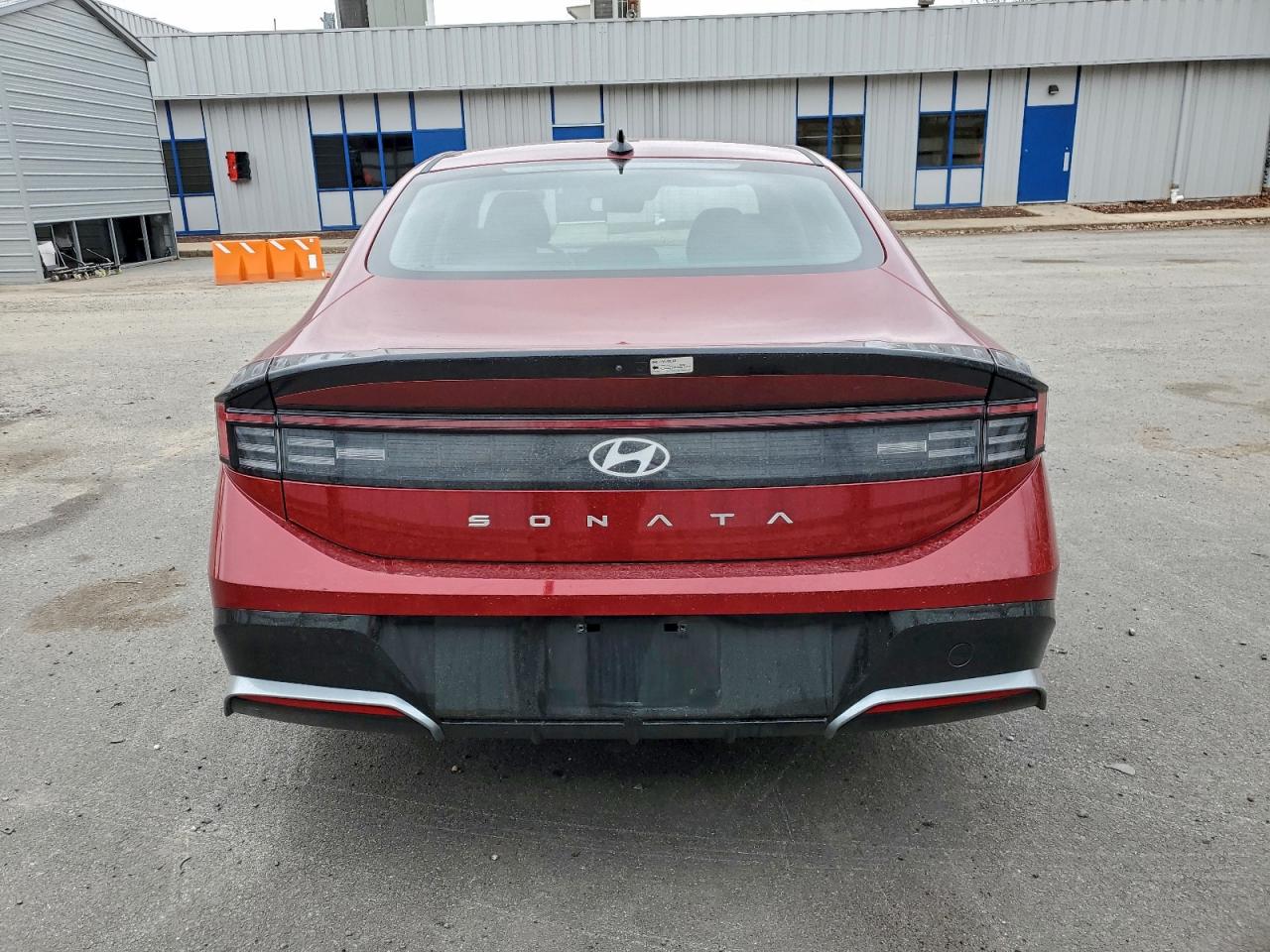 2024 HYUNDAI SONATA SEL photo 11