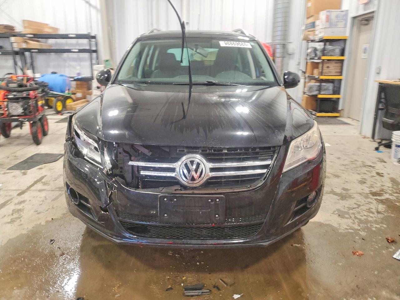 2011 VOLKSWAGEN TIGUAN S photo 5
