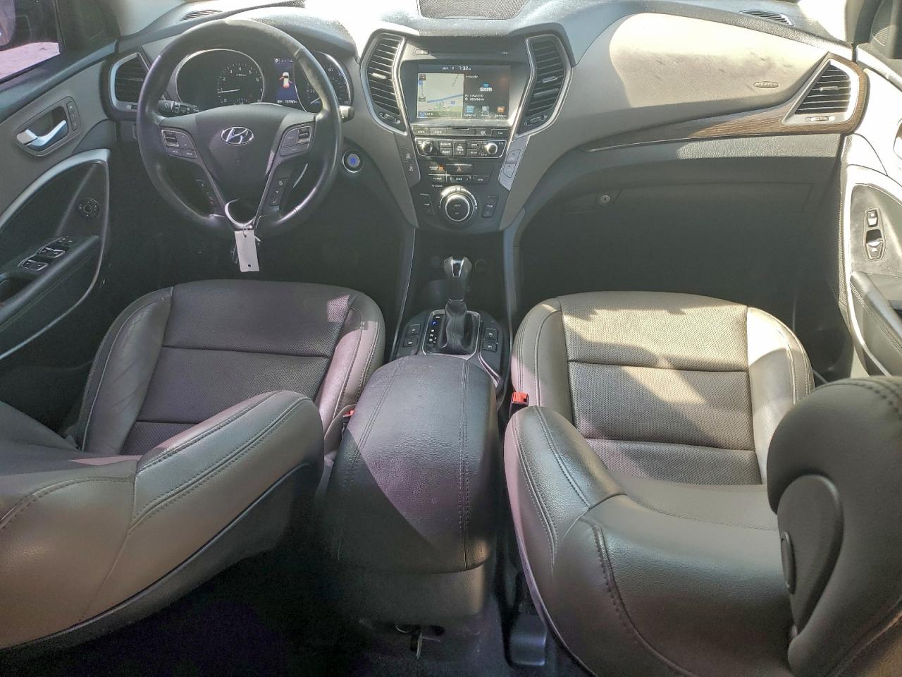 2017 HYUNDAI SANTA FE SPORT photo 8