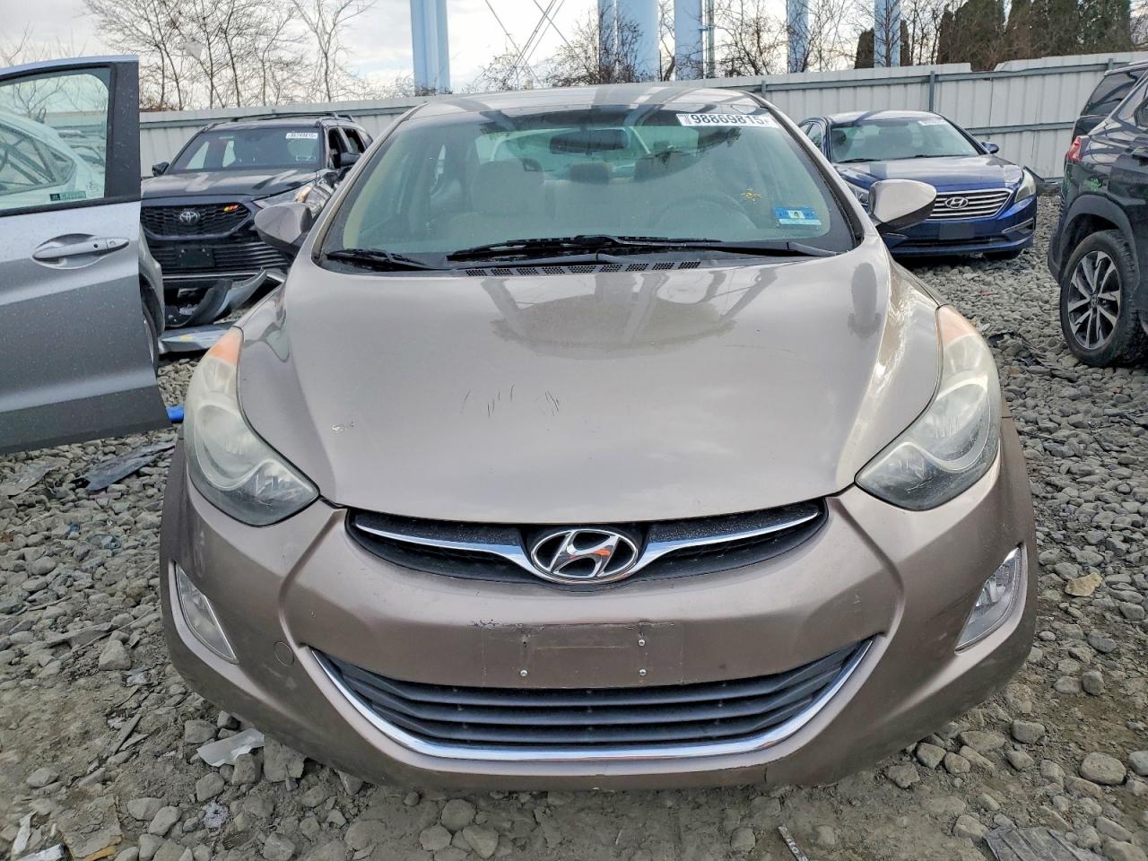 2013 HYUNDAI ELANTRA GLS photo 5