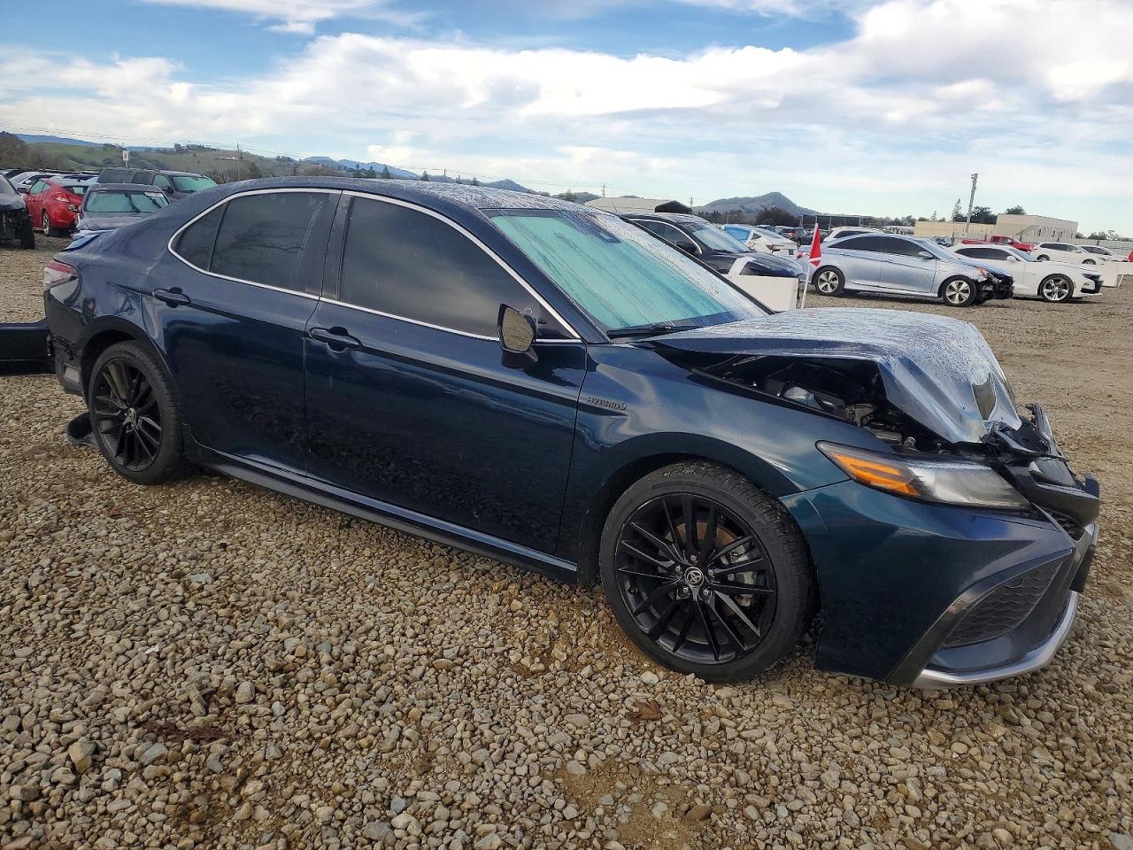 2021 TOYOTA CAMRY XSE photo 4