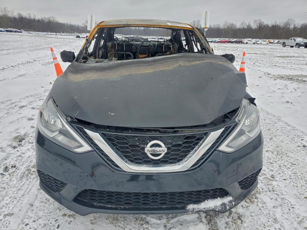 2016 NISSAN SENTRA S photo 5