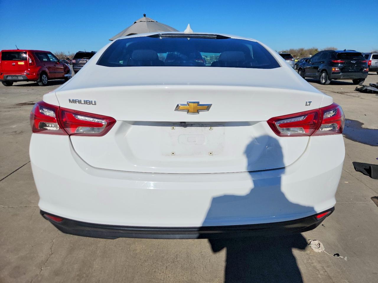 2021 CHEVROLET MALIBU LT photo 6