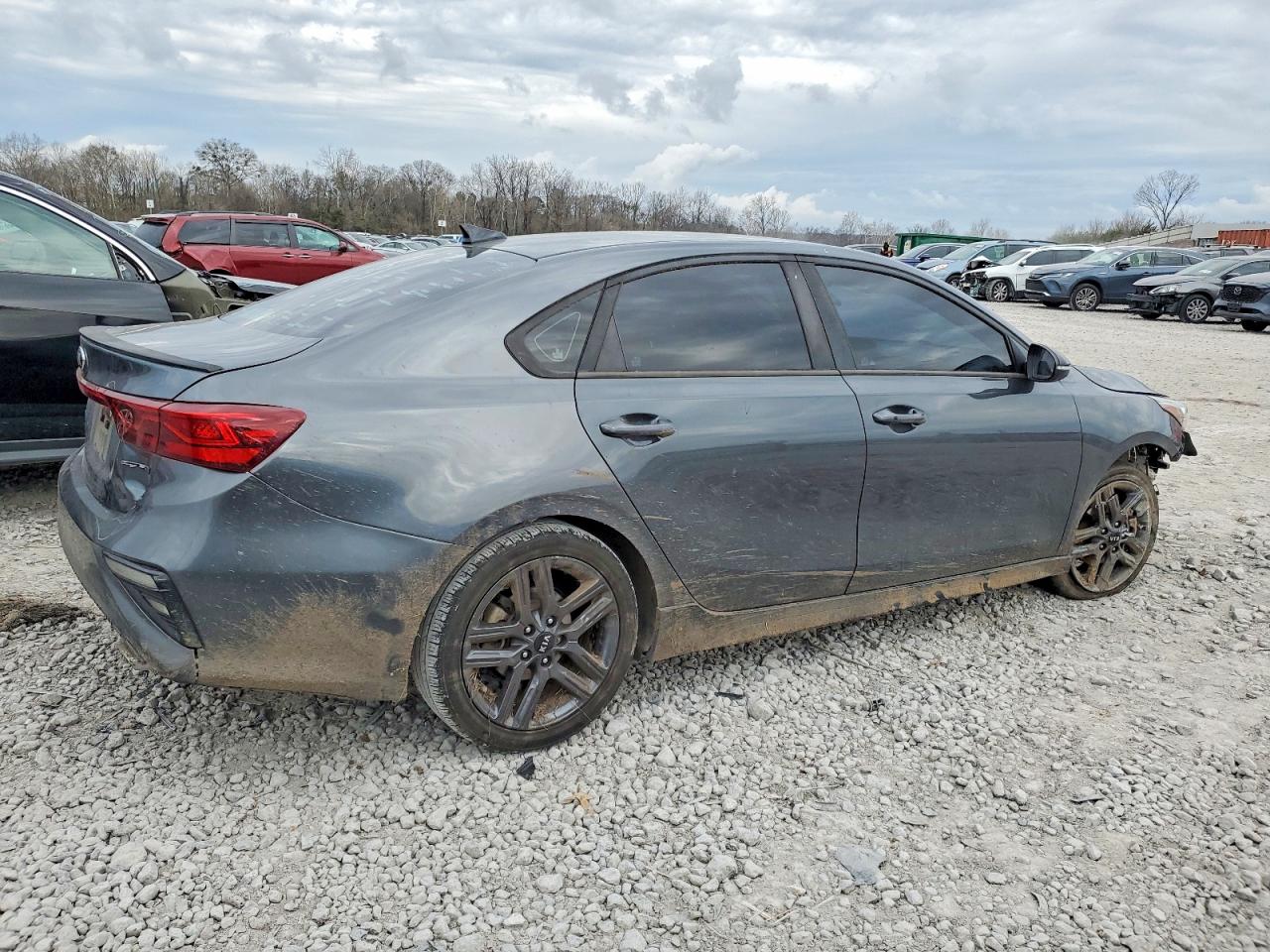 2020 KIA FORTE GT LINE photo 3