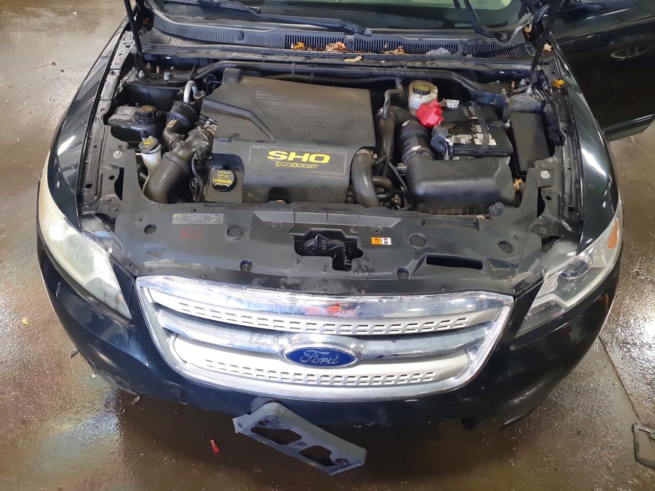 2010 FORD TAURUS SHO photo 11