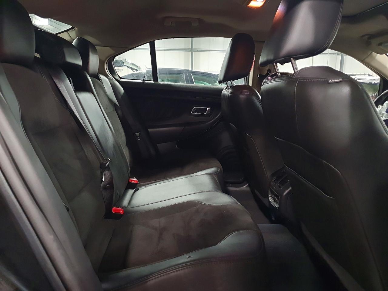 2010 FORD TAURUS SHO photo 10