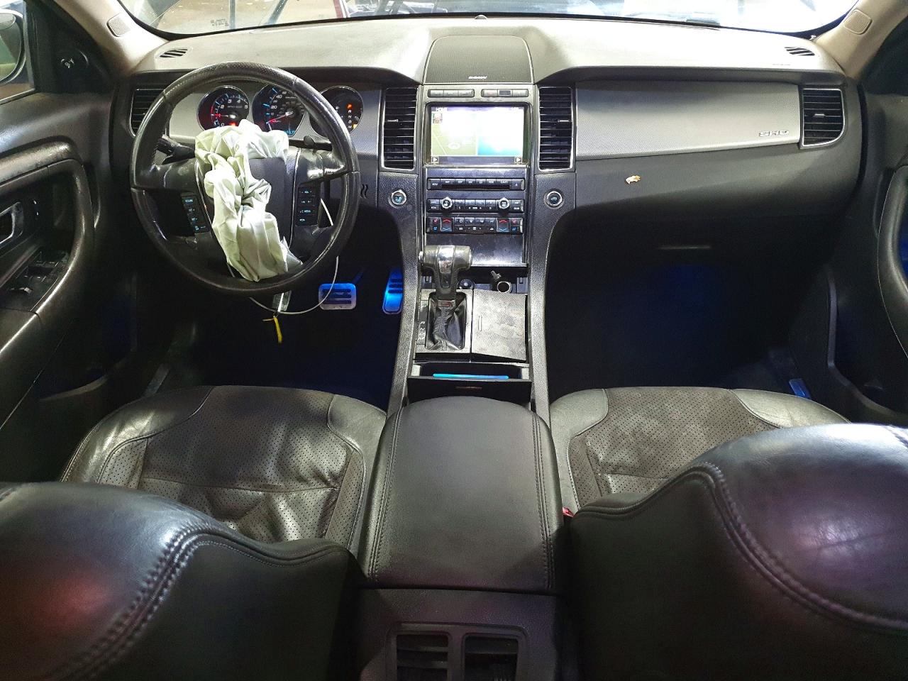 2010 FORD TAURUS SHO photo 8