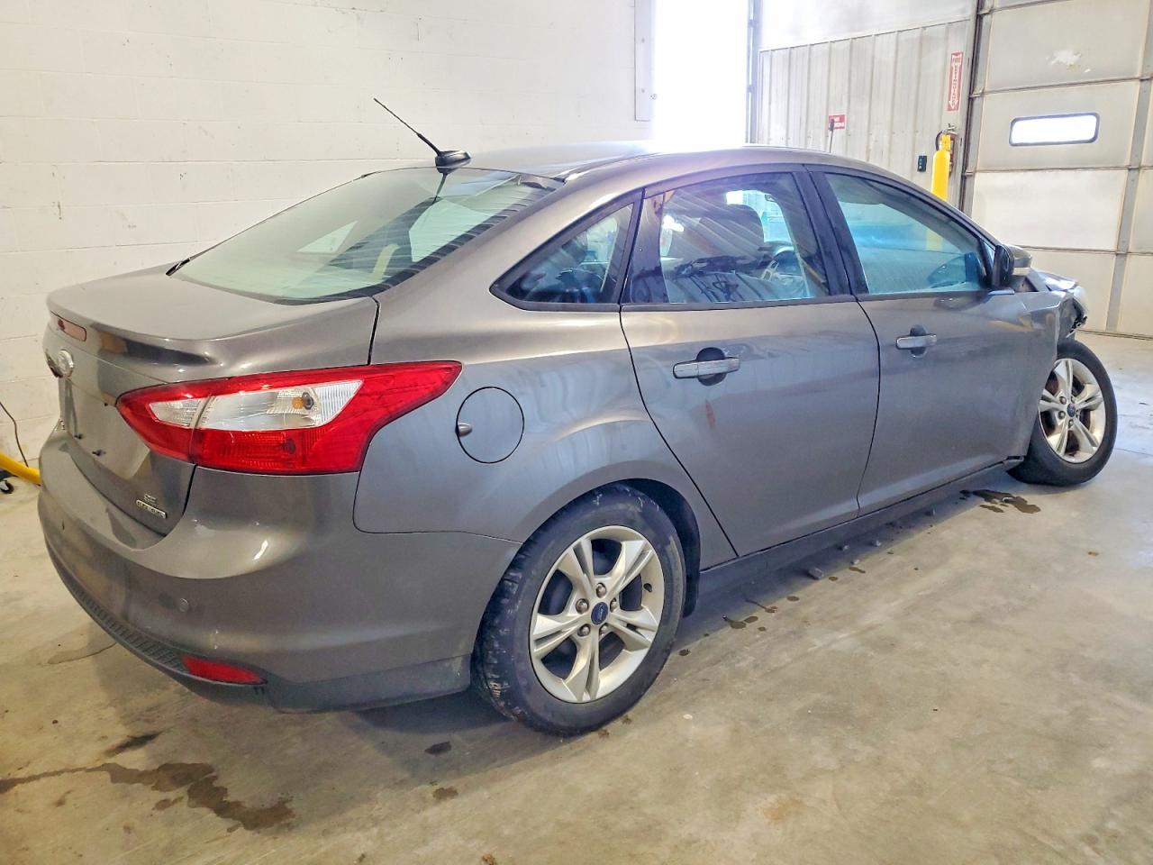2014 FORD FOCUS SE photo 5