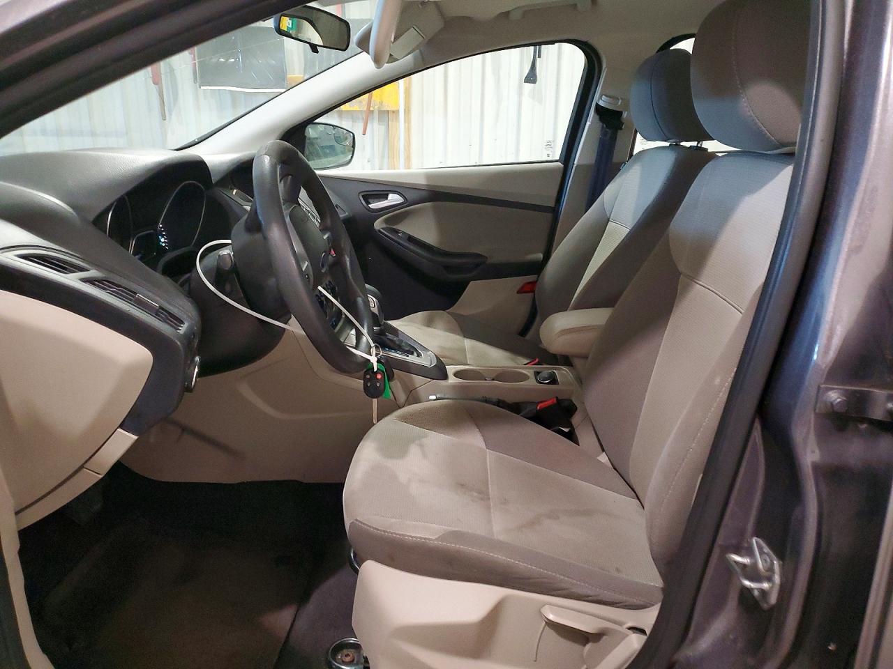 2014 FORD FOCUS SE photo 13