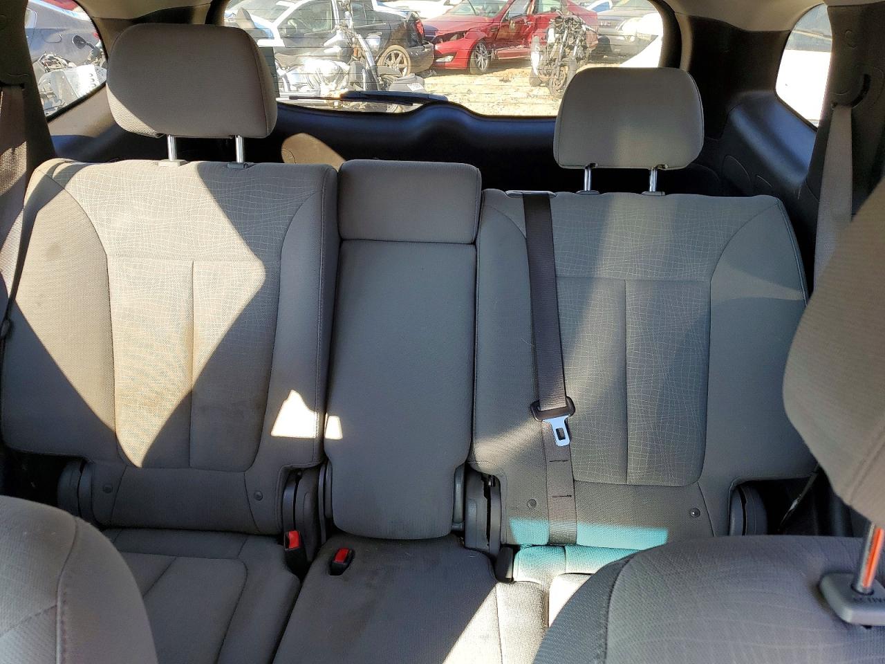 2011 HYUNDAI SANTA FE GLS photo 10