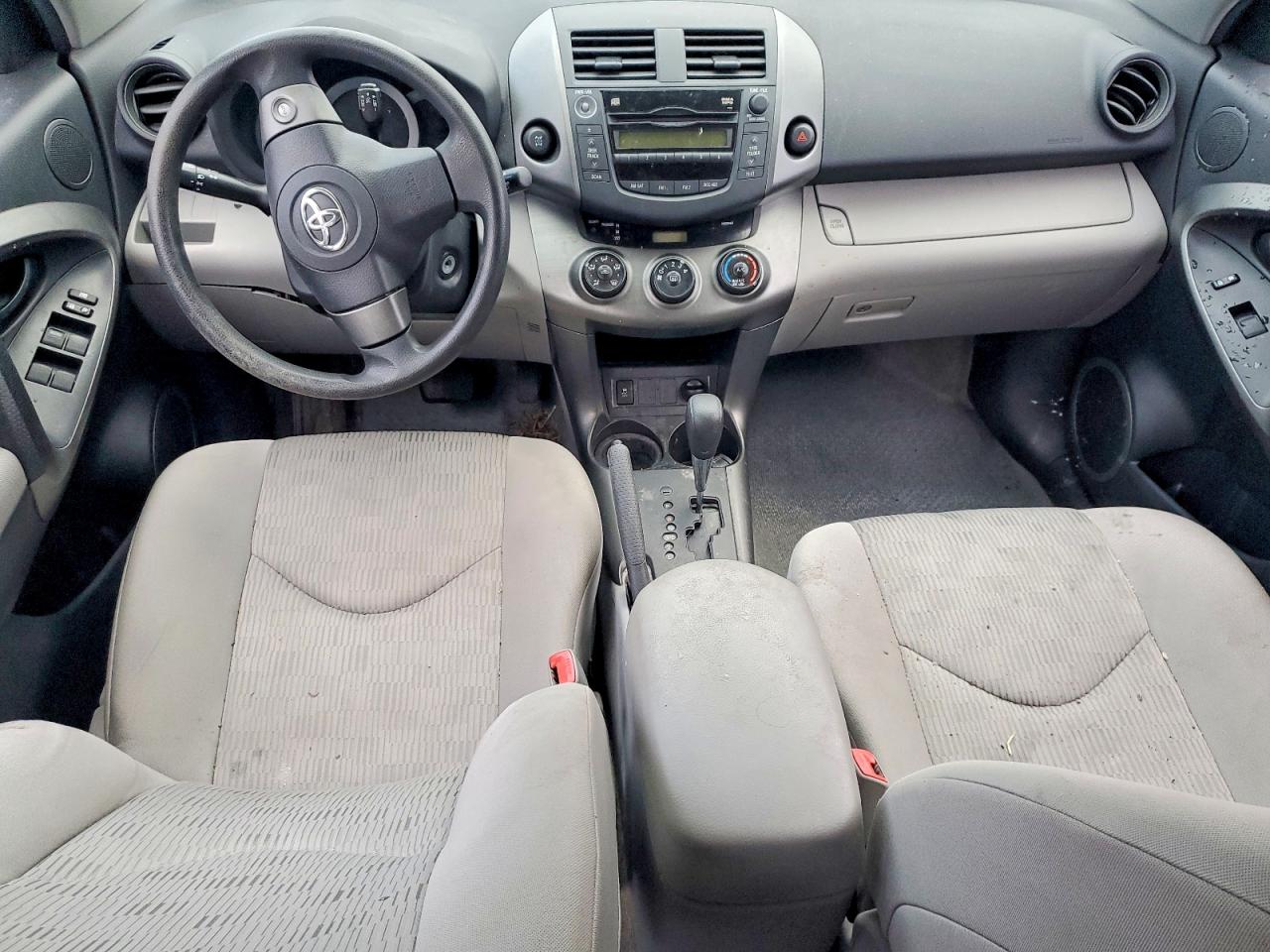2011 TOYOTA RAV4 BASE photo 22