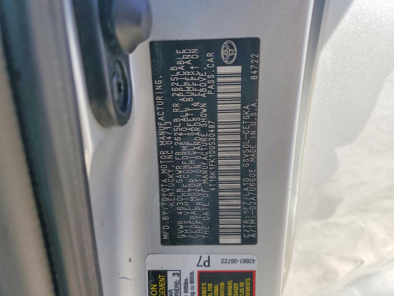 2013 TOYOTA CAMRY SE photo 12