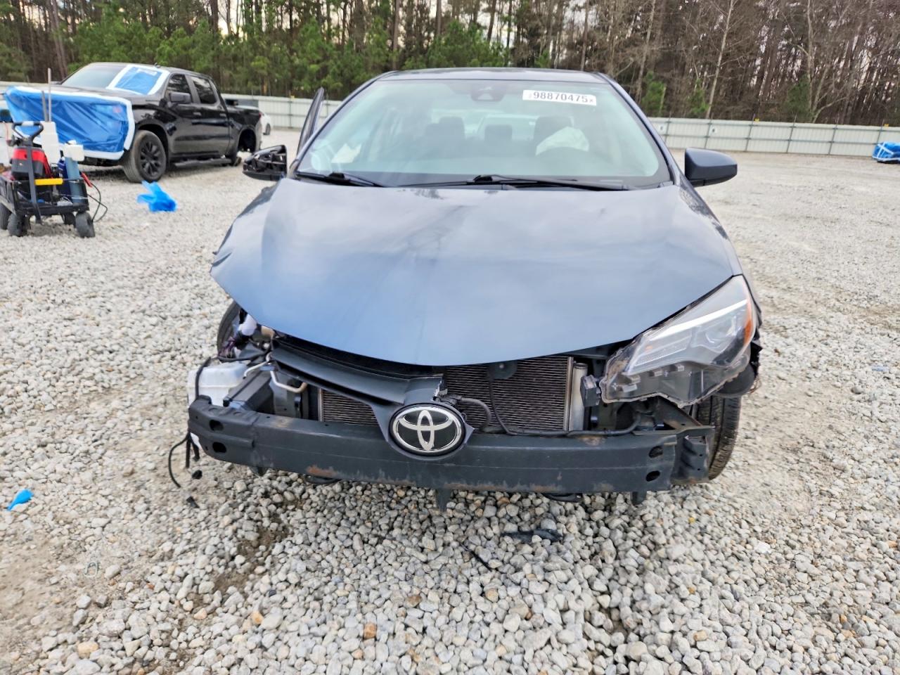2019 TOYOTA COROLLA L photo 9