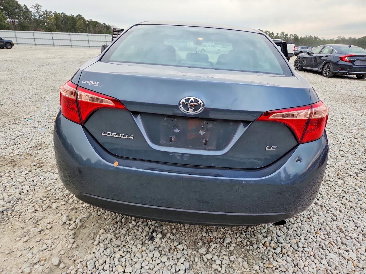 2019 TOYOTA COROLLA L photo 11
