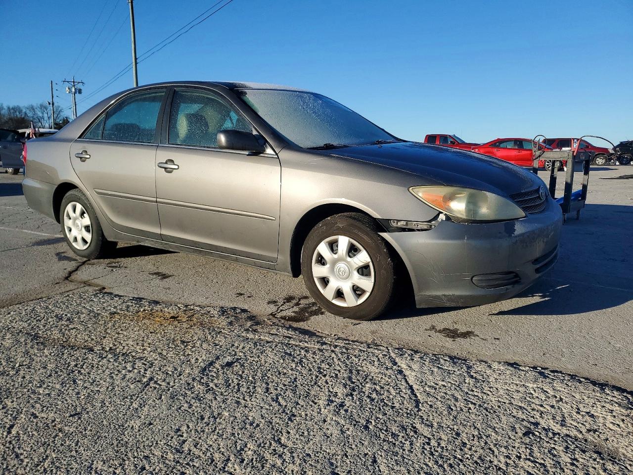 2004 TOYOTA CAMRY LE photo 7