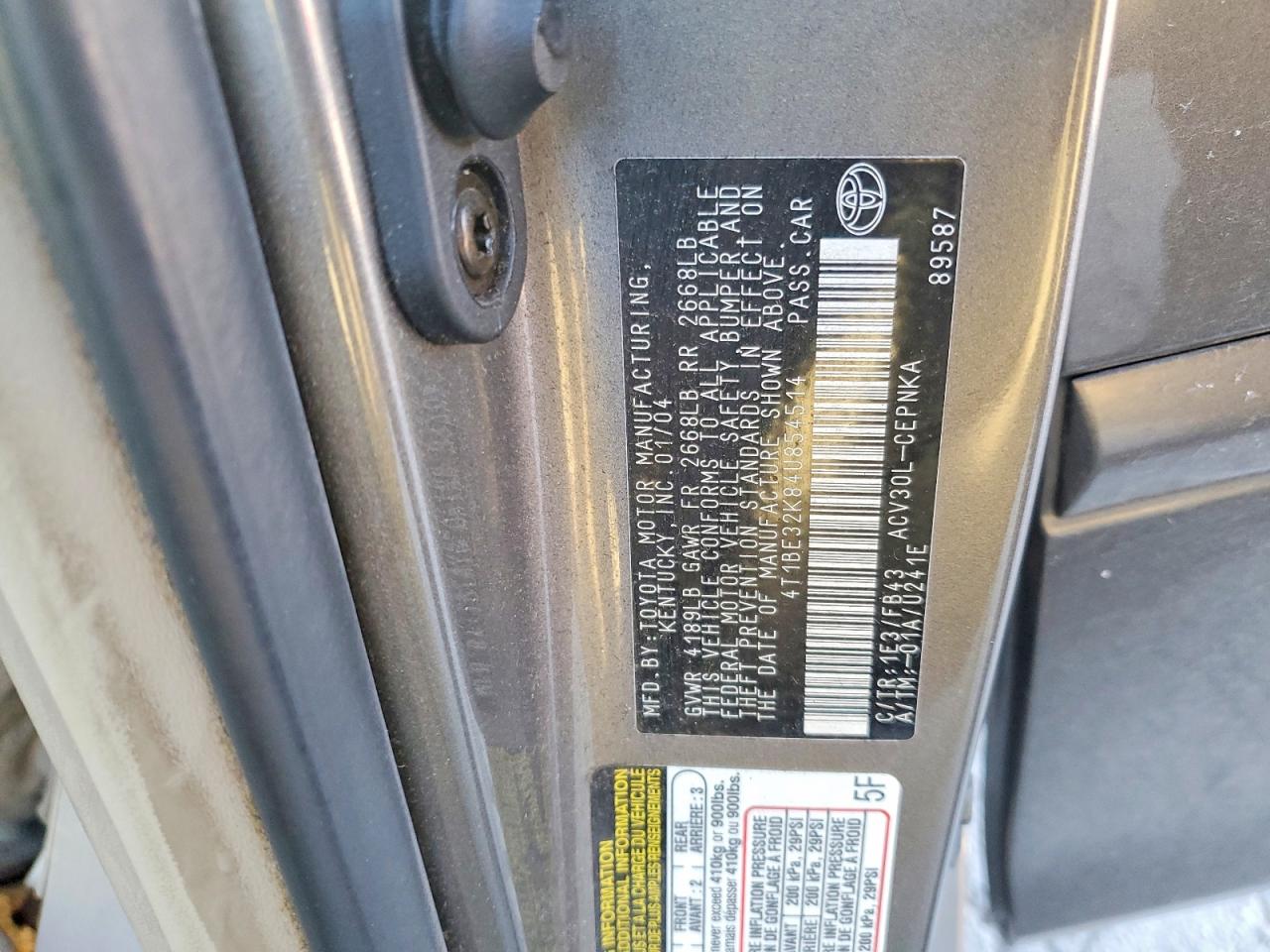 2004 TOYOTA CAMRY LE photo 23