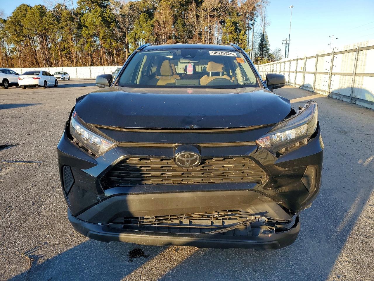 2019 TOYOTA RAV4 LE photo 5