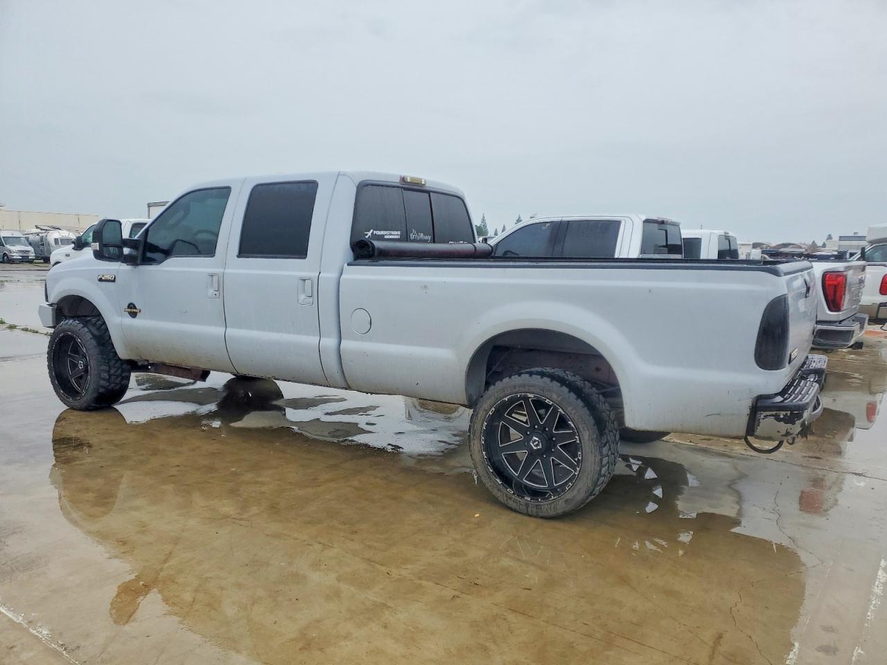 2004 FORD F250 SUPER DUTY photo 2