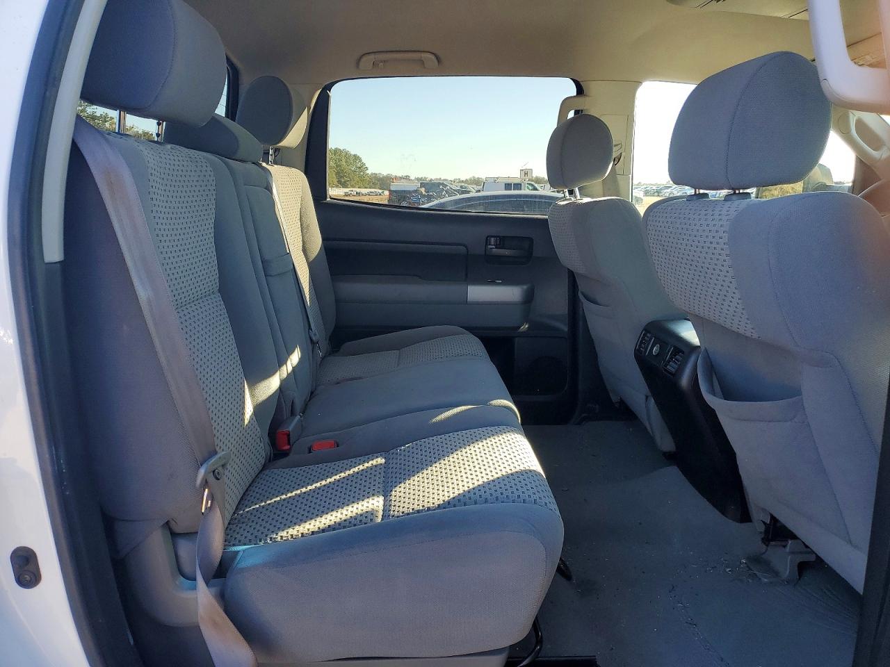 2008 TOYOTA TUNDRA CREWMAX photo 10