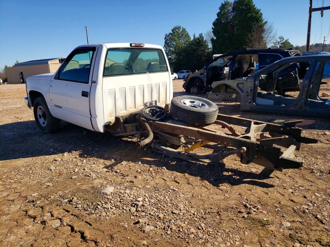 1997 CHEVROLET GMT-400 C2500 photo 2