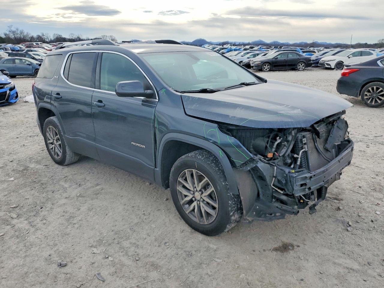 2019 GMC ACADIA SLE photo 4