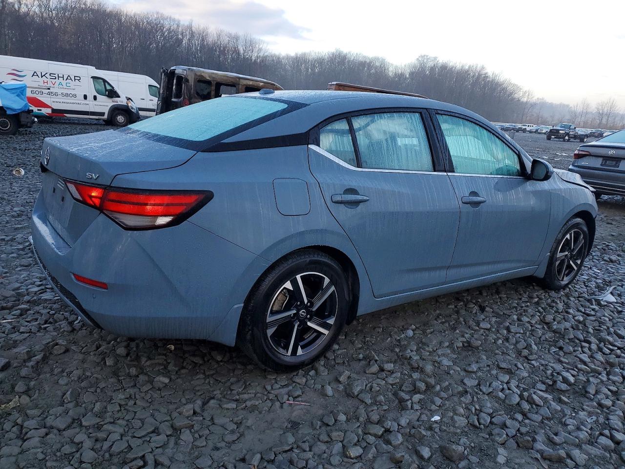 2024 NISSAN SENTRA SV photo 3