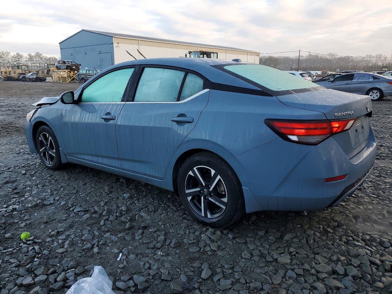 2024 NISSAN SENTRA SV photo 2