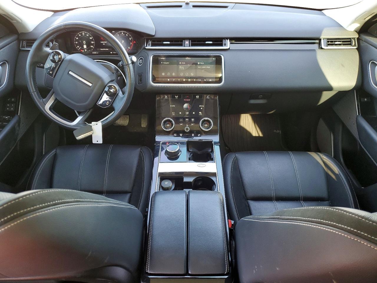 2018 LAND ROVER RANGE ROVER VELAR S photo 22