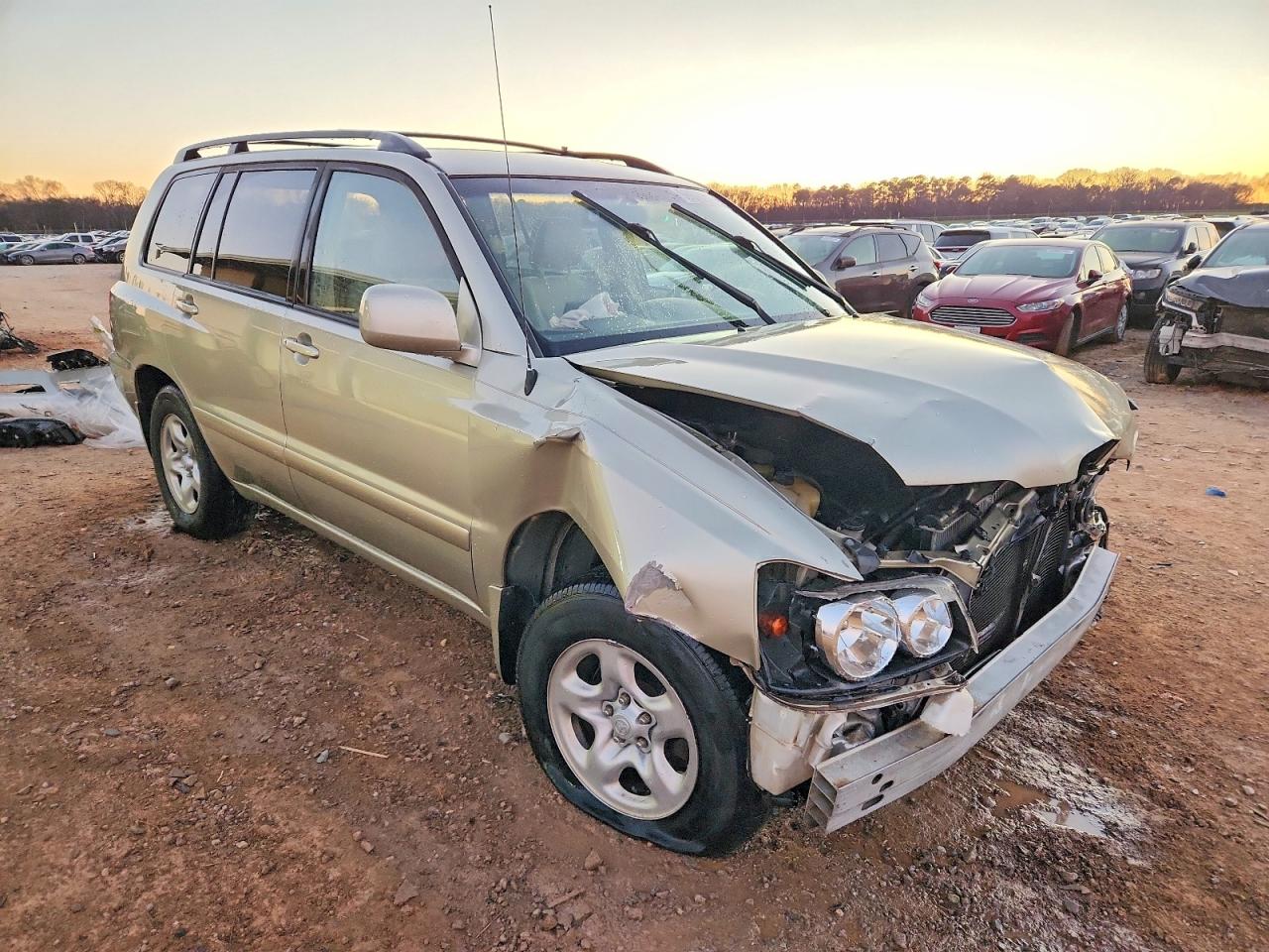 2003 TOYOTA HIGHLANDER BASE photo 10