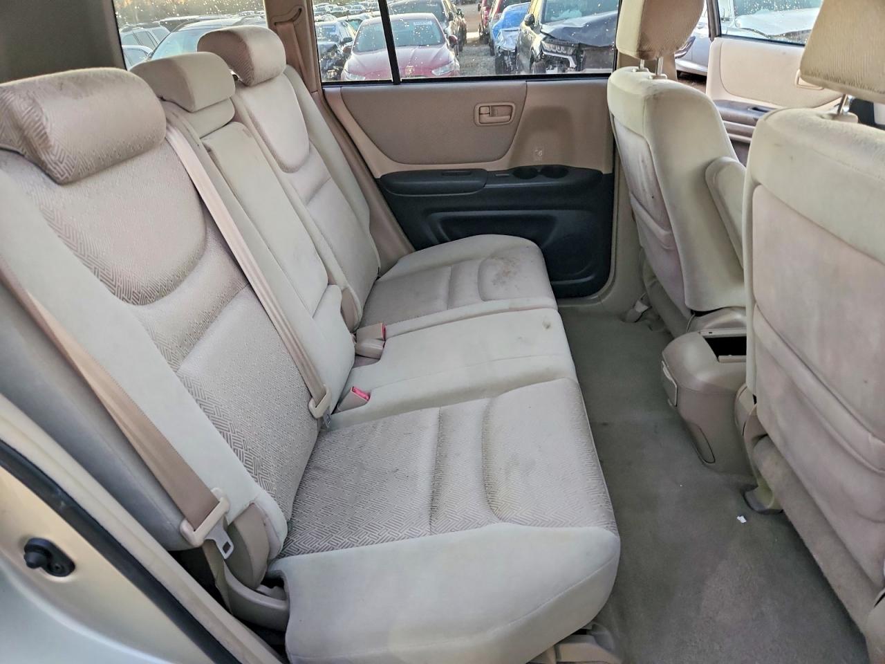 2003 TOYOTA HIGHLANDER BASE photo 31