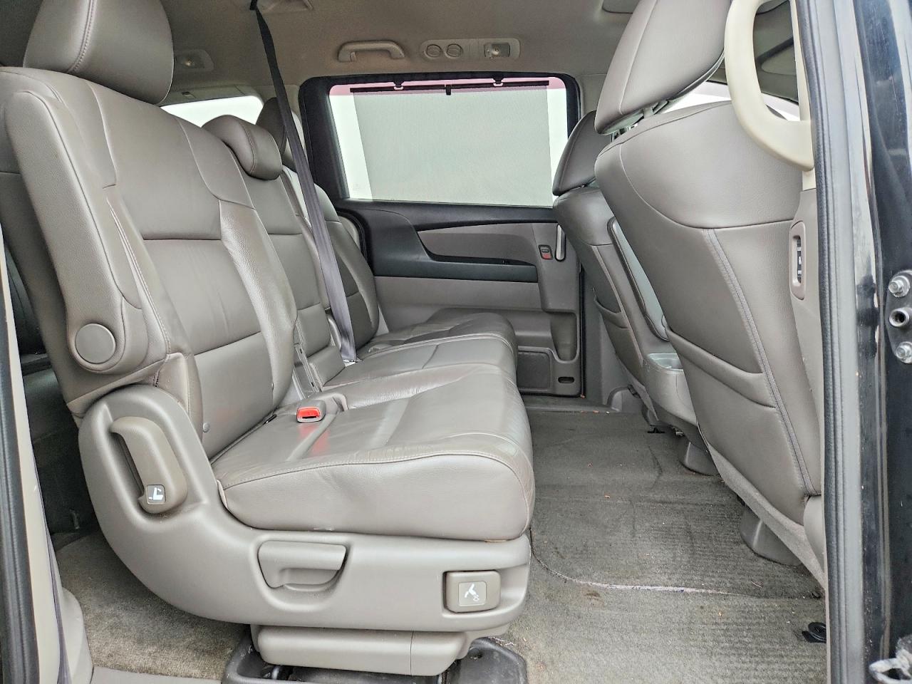 2012 HONDA ODYSSEY photo 11
