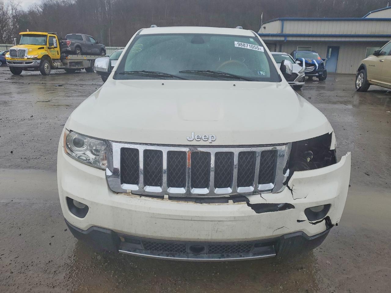 2012 JEEP GRAND CHEROKEE OVERLAND photo 9