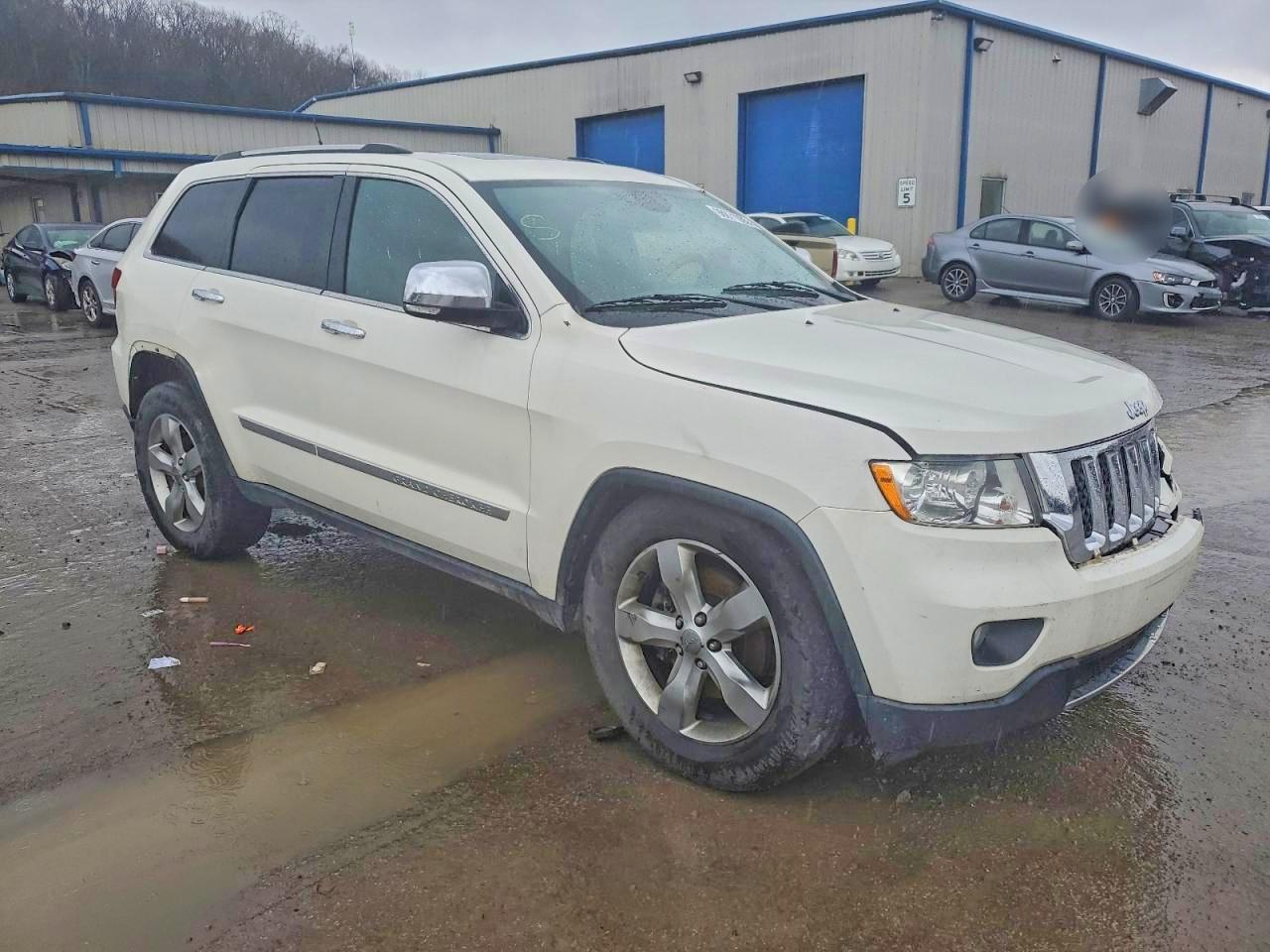 2012 JEEP GRAND CHEROKEE OVERLAND photo 7