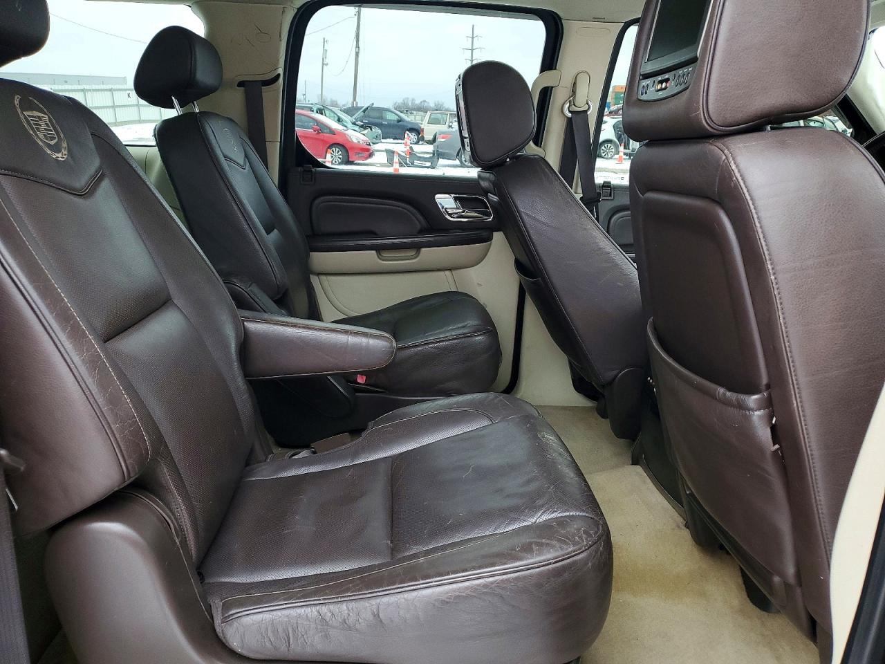 2008 CADILLAC ESCALADE ESV photo 11