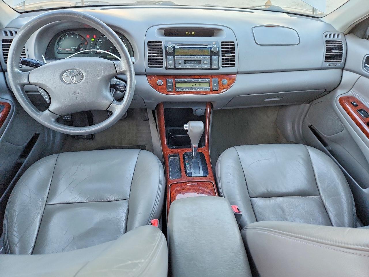 2003 TOYOTA CAMRY LE photo 8