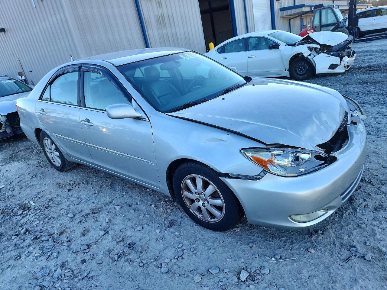 2003 TOYOTA CAMRY LE photo 4