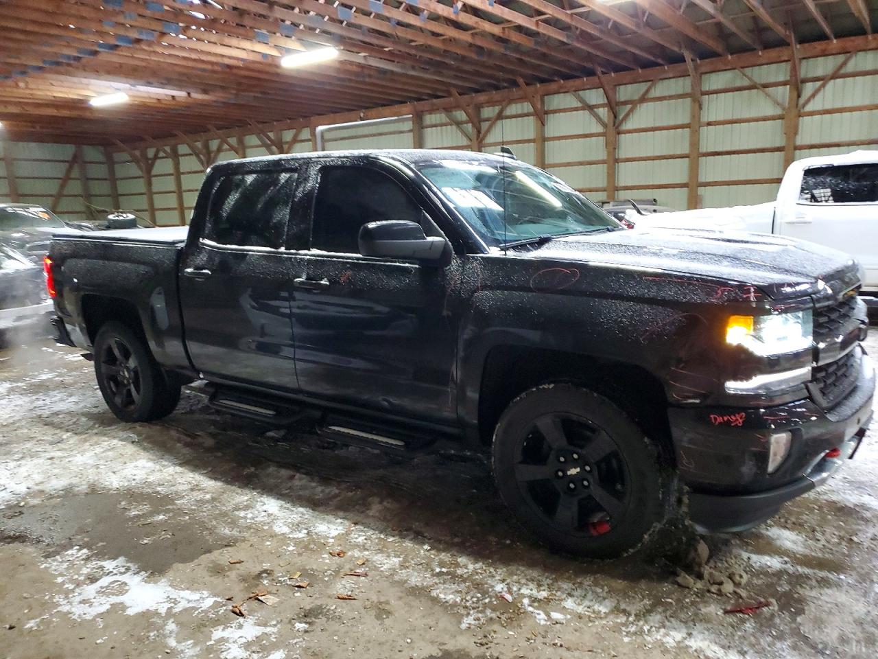 2017 CHEVROLET SILVERADO K1500 LTZ photo 4