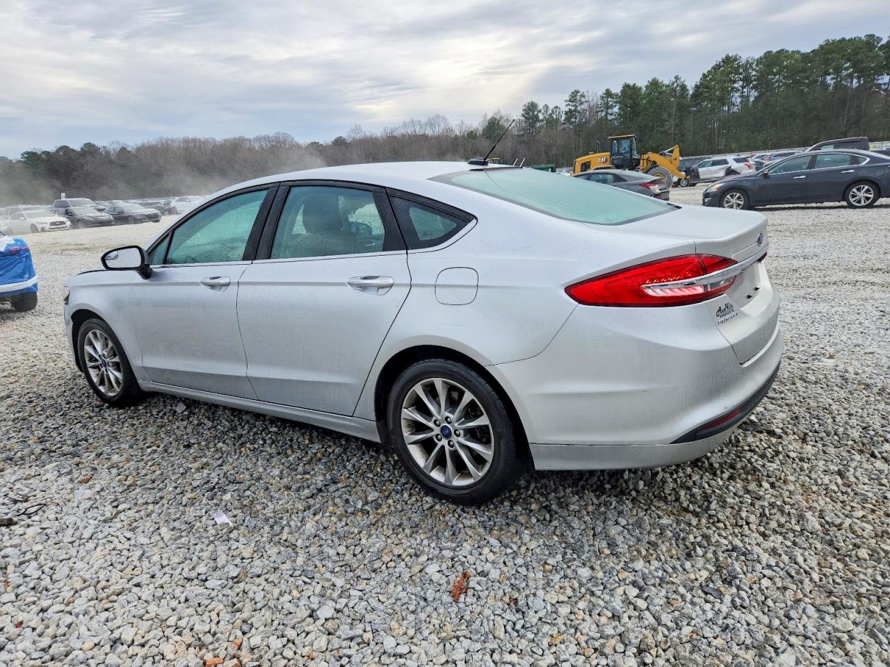 2017 FORD FUSION SE photo 2