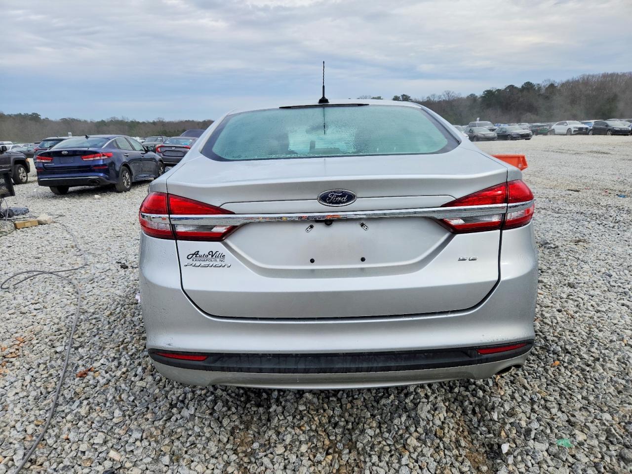 2017 FORD FUSION SE photo 6